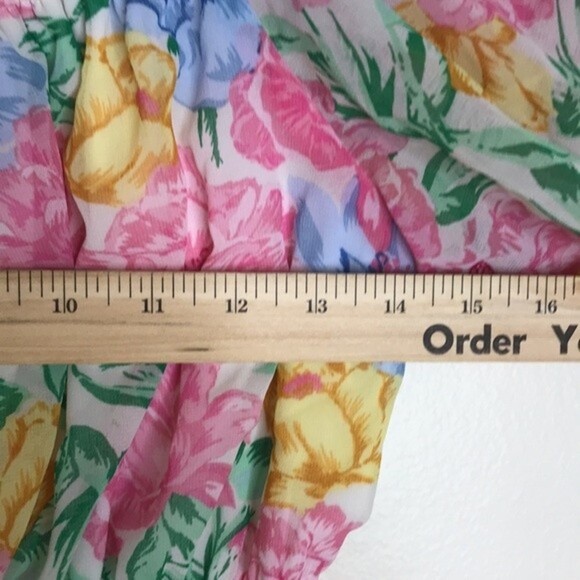 WAYF off the shoulder floral bright lightweight ladies blouse small cute y2k - Picture 8 of 12